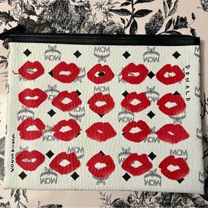 MCM Vogue Korea Limited Edition 20th Pochette White
